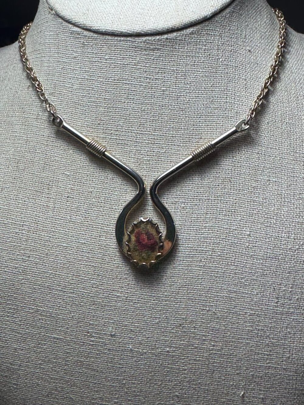 Vintage Silver Tone Floral Pendant Necklace Cottagecore Boho Retro - Picture 2 of 5